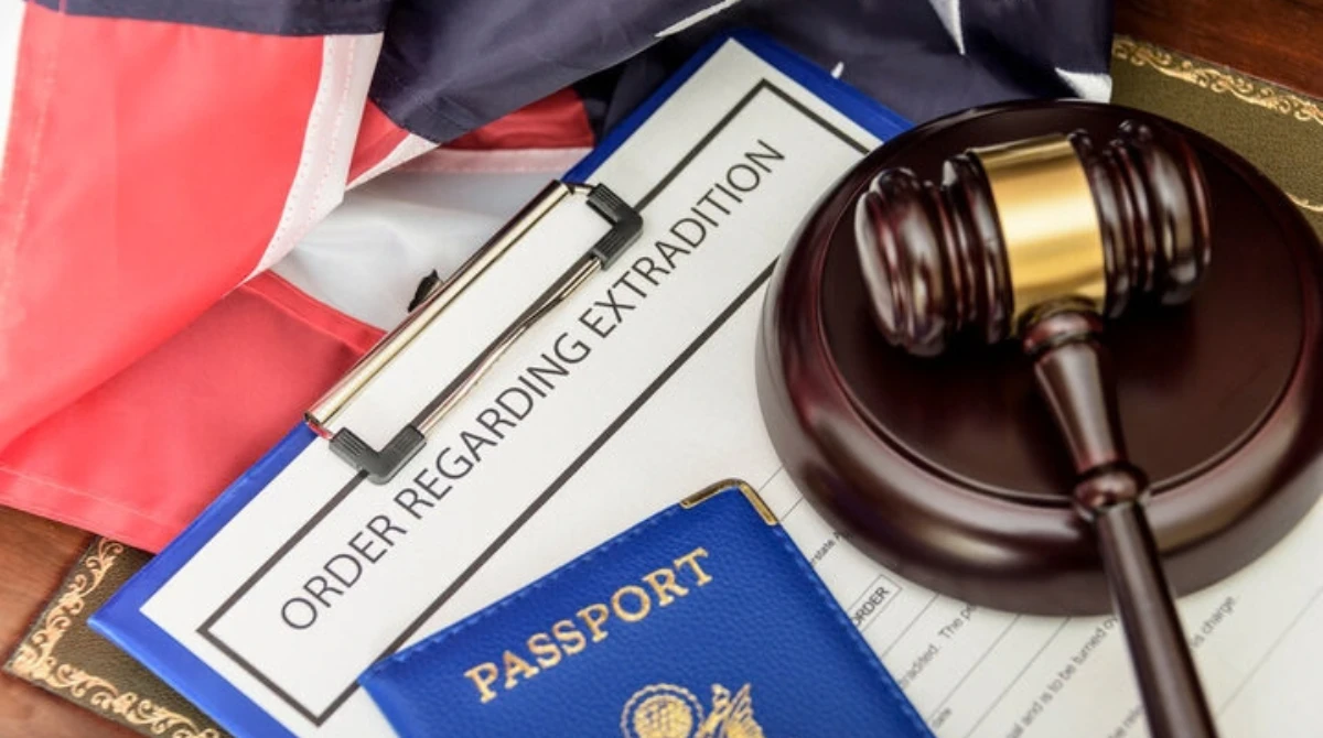 Aventura Citizenship Lawyer: What to Know Before Applying for Naturalization